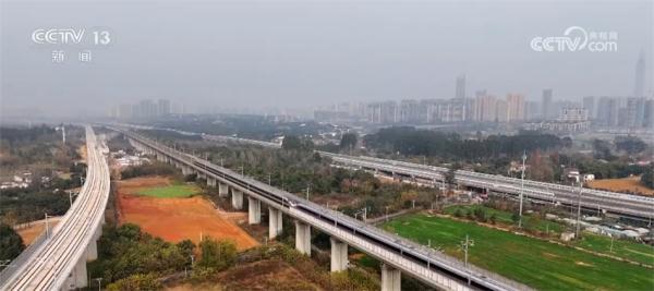 加开列车、加大投放、畅通换乘 全国铁路部门“火力全开”助返程 加开列车、加大投放、畅通换乘 全国铁路部门“火力全开”助返程