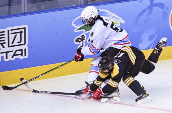 无冰之城何以笑傲冰场？