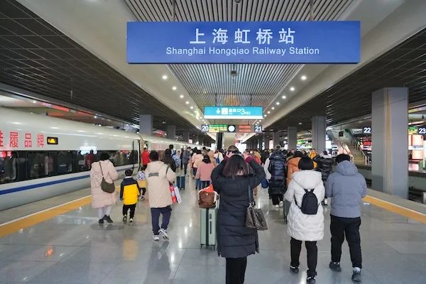 75.4万人次！铁路上海站“到客”纪录刷新