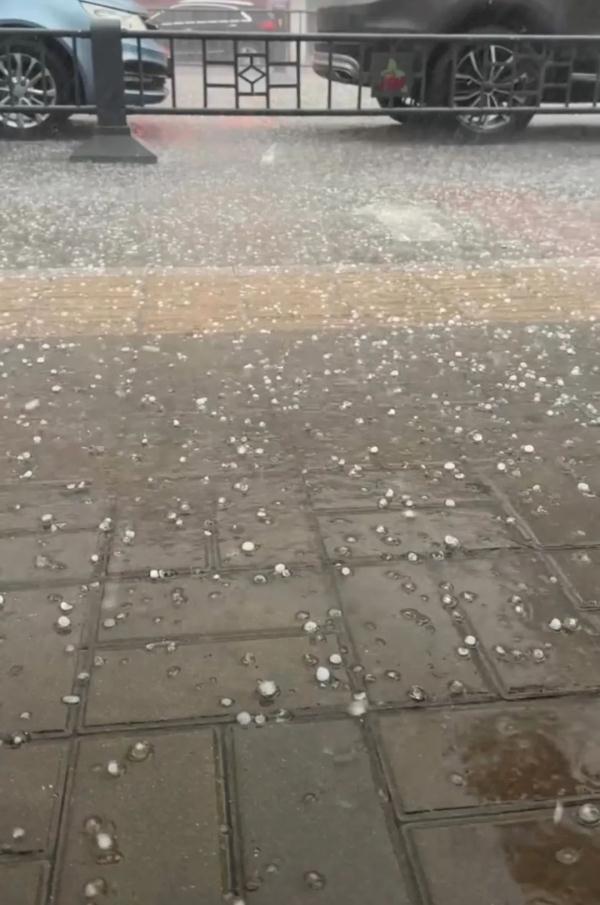 合肥这里下冰雹了！预警发布！