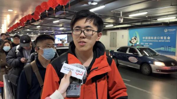 每小时突破30000人！记者直击虹桥枢纽返程客流峰值夜