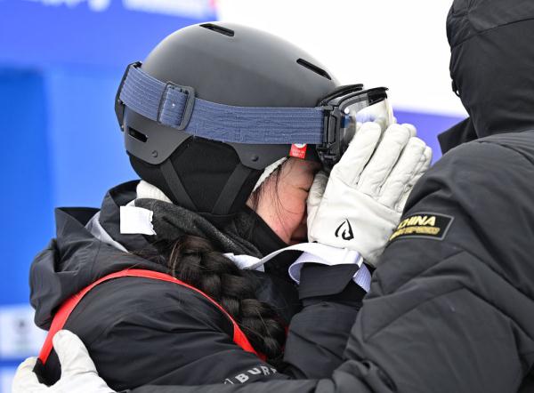 “十四冬”雪上技巧：龙昊、郝丽赟夺冠