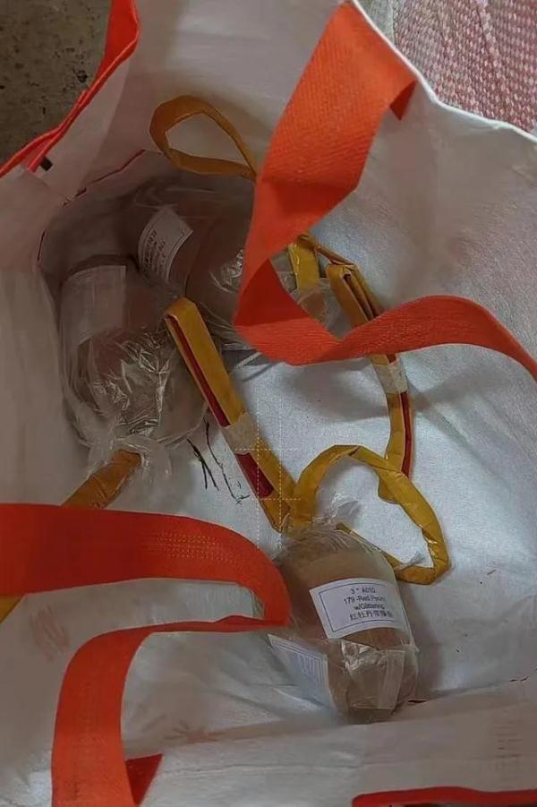 男子燃放烟花被炸伤，昏迷8天仍在ICU