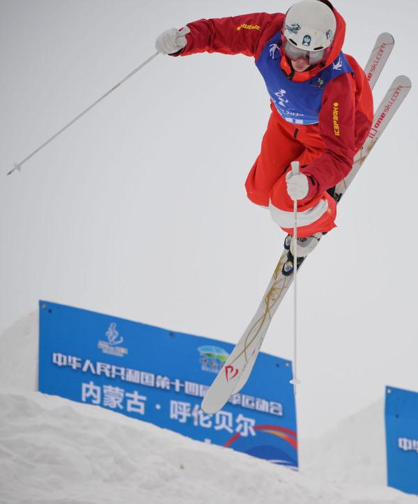 “十四冬”雪上技巧：龙昊、郝丽赟夺冠