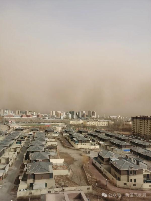 预警刷屏！多地遭遇强沙尘暴，画面曝光