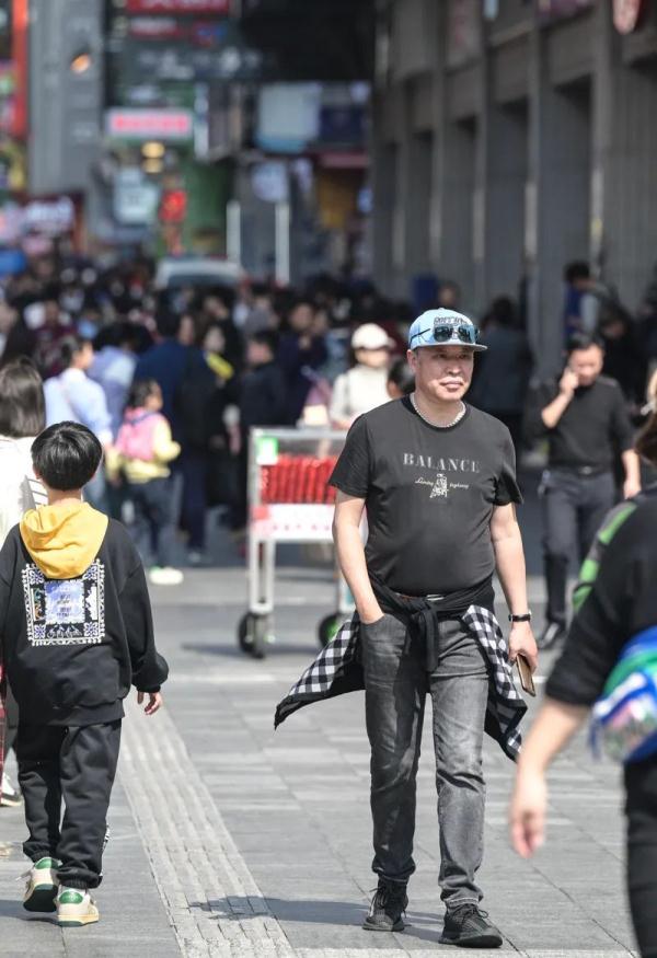 满27℃减14℃！冻雨再次降临！来长沙旅游到底咋穿衣？
