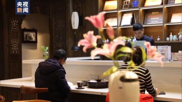 国内游达4.74亿人次 总花费6326.87亿元!来看春节出游成绩单 国内游达4.74亿人次 总花费6326.87亿元!来看春节出游成绩单