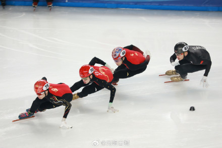 短道速滑男子5000米接力赛吉林队夺冠