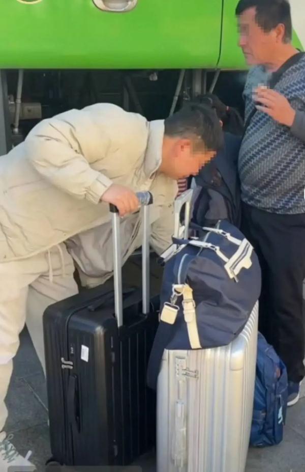 游客“未买手镯被赶下车”？云南丽江通报处罚结果