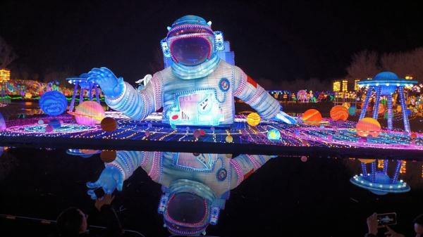 春节旅游消费“热辣滚烫” “寻龙之旅”“南北互跨”受热捧 春节旅游消费“热辣滚烫” “寻龙之旅”“南北互跨”受热捧