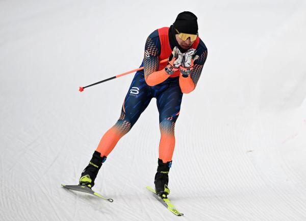 “十四冬”越野滑雪：王强加冕“四冠王”