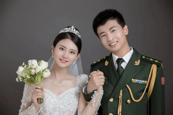 恭喜!他们结婚了 恭喜!他们结婚了