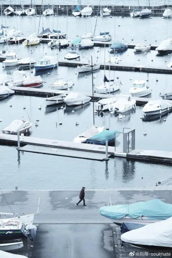 时隔473天，他终于更新动态！很多人感慨：好久不见