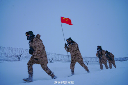 风雪巡逻！致敬！