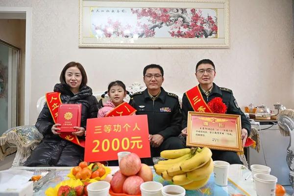 鞭炮响，喜报到！乡亲们一起来“沾喜气”！