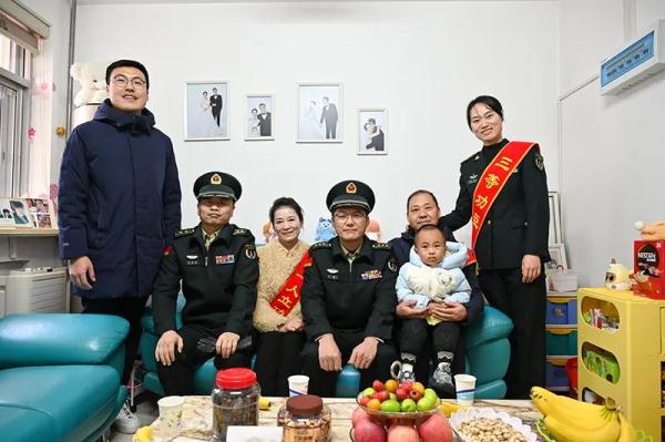 鞭炮响，喜报到！乡亲们一起来“沾喜气”！