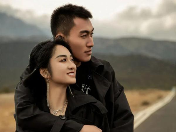 恭喜!他们结婚了 恭喜!他们结婚了