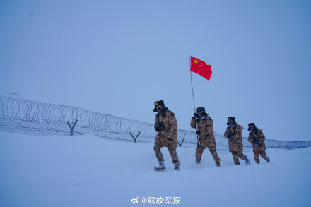 风雪巡逻！致敬！