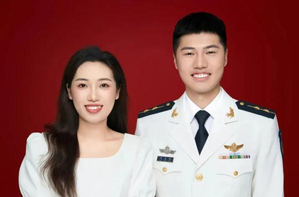 恭喜!他们结婚了 恭喜!他们结婚了