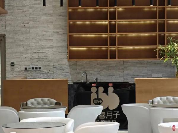踩雷！沪一机构悄悄关门，有人付了5万！老板竟称不告知是为"让顾客安心"…