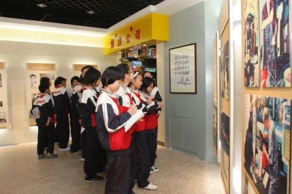 痛别！他走了，曾改变了很多人的一生…