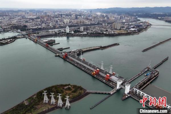三峡北线船闸和葛洲坝一号船闸同步停航检修