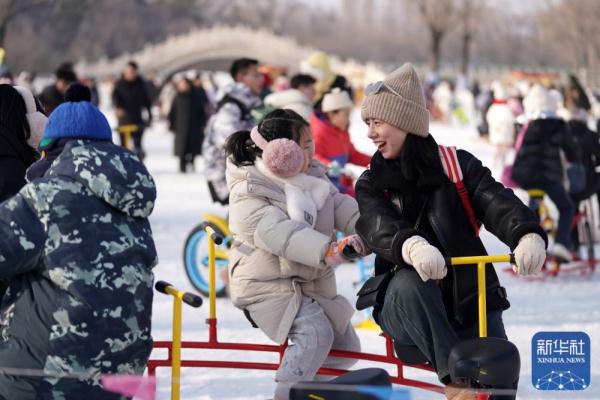 冰雪旅游火出圈 龙江“冰雪+”火爆