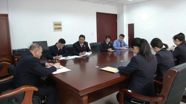 已婚女子装单身骗走6名相亲男50多万，获刑十年！