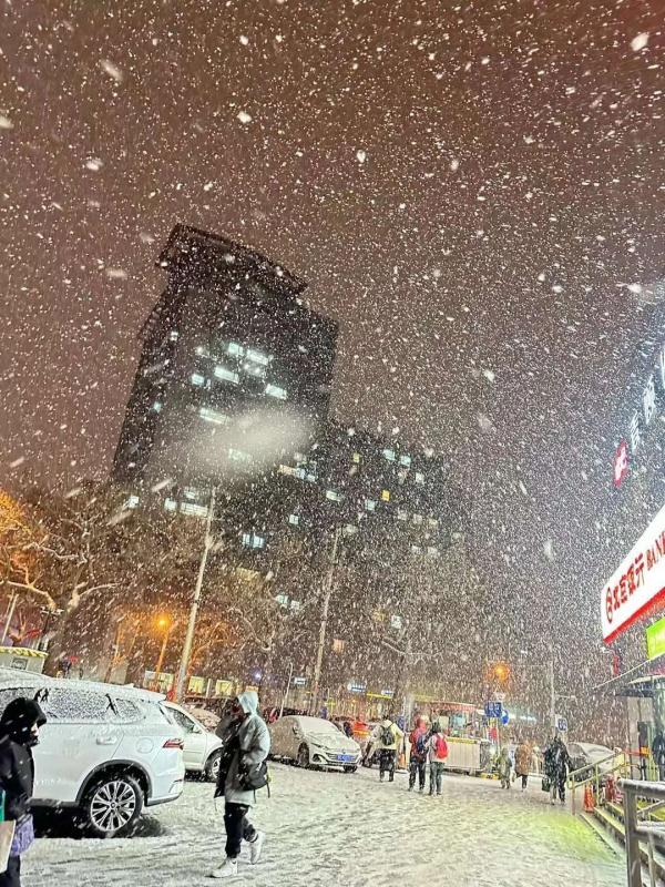 北京龙年的第一场雪，来了！