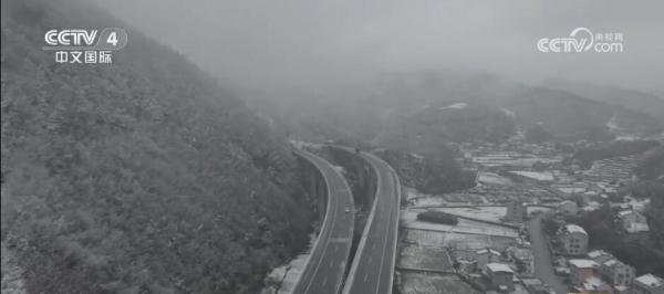 各部门加强部署积极应对 全力以“护”应对寒潮降雪天气 各部门加强部署积极应对 全力以“护”应对寒潮降雪天气