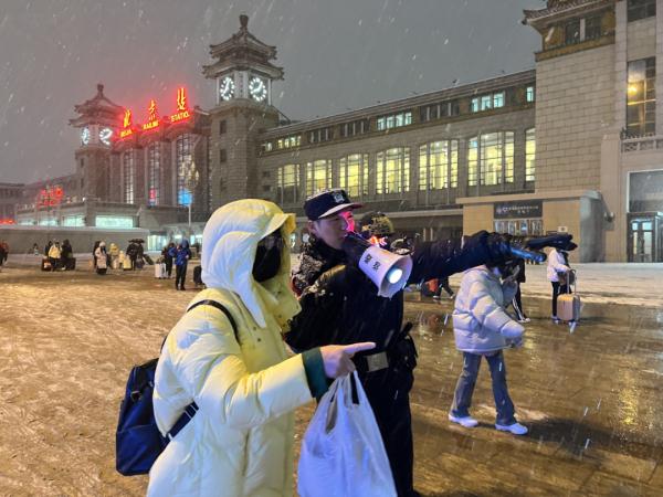 寒潮沙尘暴来袭，交管局发布提示→