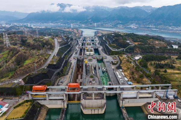 三峡北线船闸和葛洲坝一号船闸同步停航检修