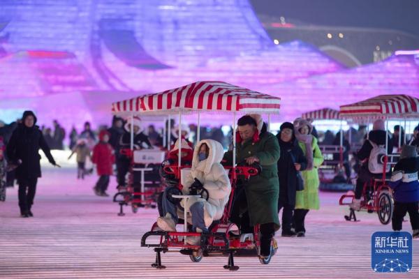 冰雪旅游火出圈 龙江“冰雪+”火爆