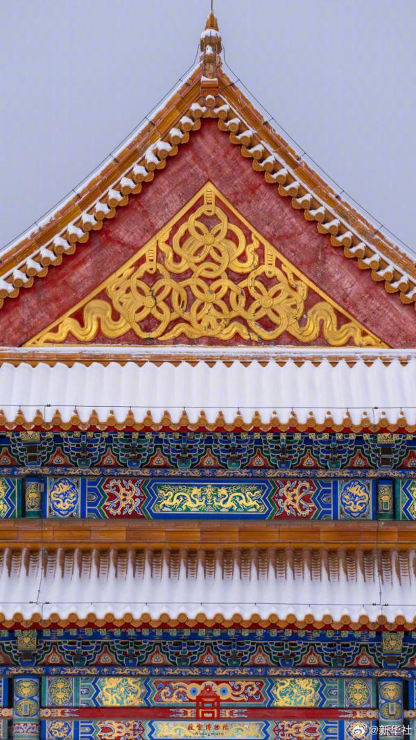 又一波！故宫红墙白雪惊艳了岁月