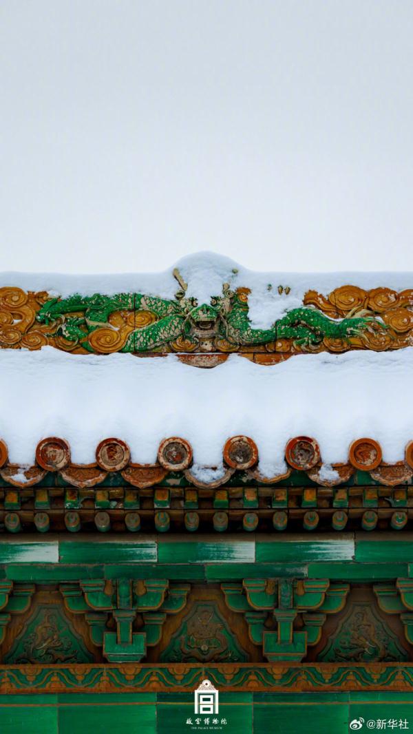 又一波！故宫红墙白雪惊艳了岁月