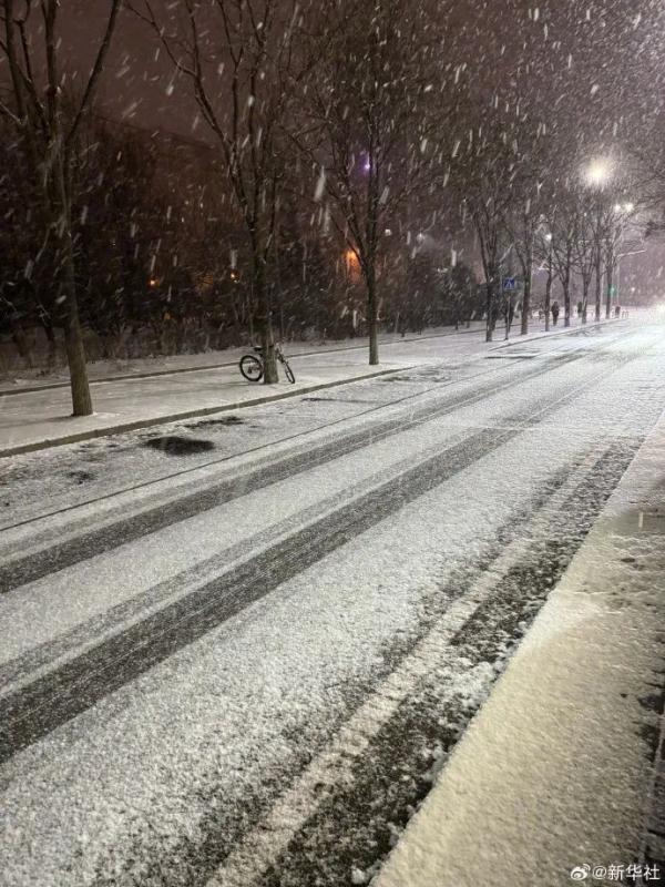 北京龙年的第一场雪，来了！