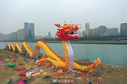 汾河巨龙 新装亮相 汾河巨龙 新装亮相
