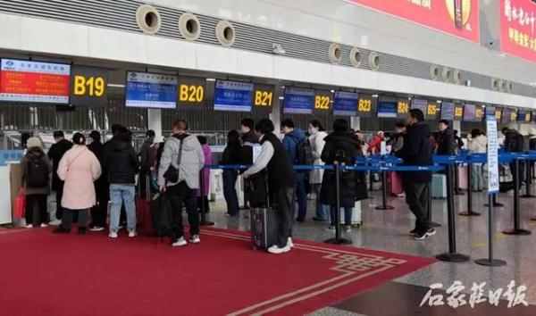 雪仍在下！石家庄部分路段临时封闭、公交绕行、停运、航班起降信息