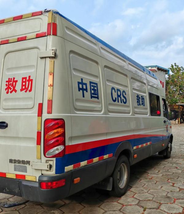 交通运输部南海救助局：25名救助人员携专业设备前往沥心沙大桥救援现场