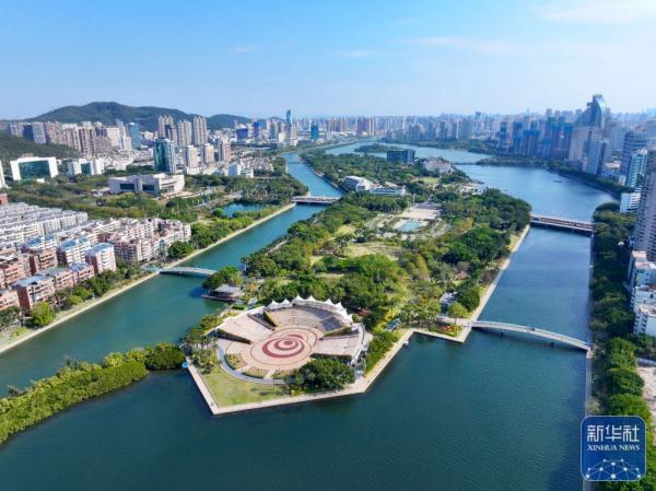 新华全媒+｜从臭水湖到“城市会客厅”——厦门筼筜湖的生态蝶变
