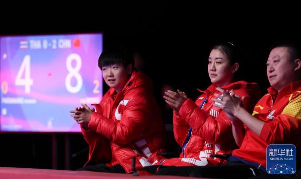 世乒赛｜中国女团晋级八强