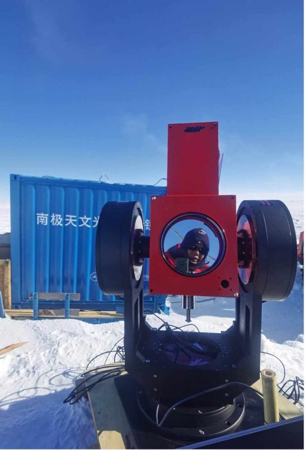 首套近红外望远镜在南极昆仑站成功运行