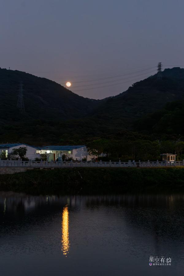 星空有约丨元宵月恰逢“最小满月”,值得一看! 星空有约丨元宵月恰逢“最小满月”,值得一看!
