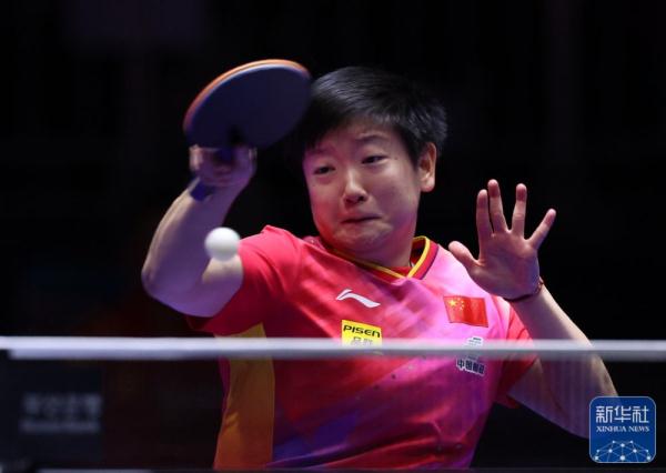 世乒赛｜中国女团晋级八强