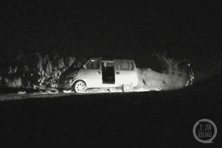 兰州一团伙荒山上设赌场，警方用无人机热成像技术抓捕赌徒