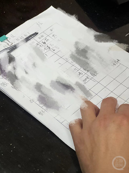 广州三民岛现场：沥心沙大桥断桥后八千村民靠轮渡出行，岛上学校已停课