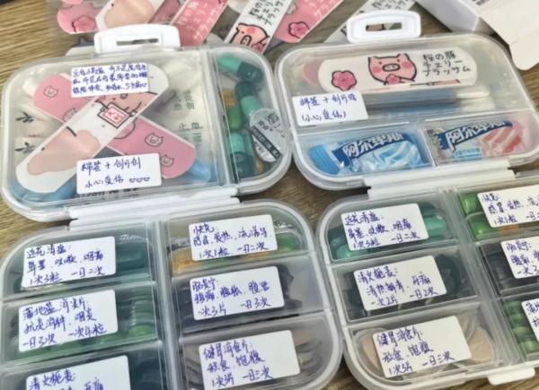 4大箱冻梨和冻柿子!陆晶晶,你有一个哈尔滨来的快递! 4大箱冻梨和冻柿子!陆晶晶,你有一个哈尔滨来的快递!