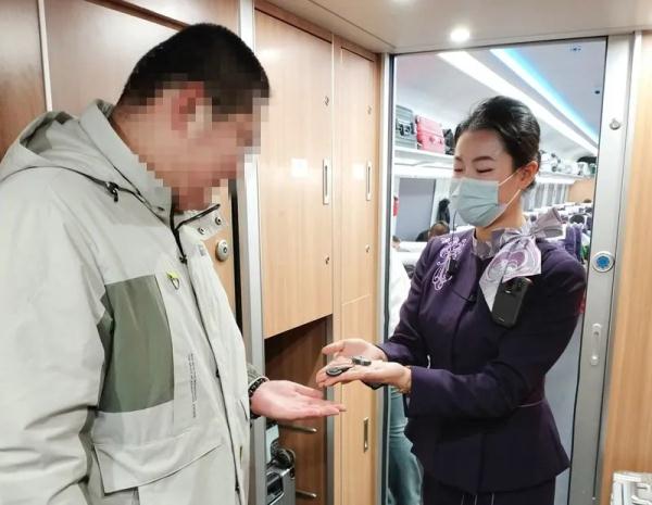 “耳朵”找到了！谢谢你，秦梅！