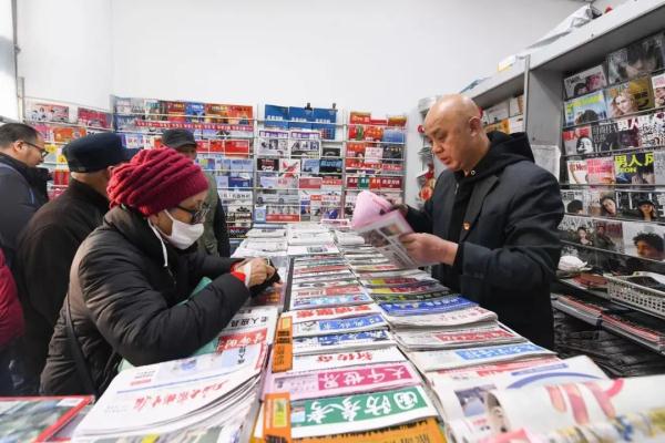 曾被称为全上海的“独养儿子”，上海“最后”的报刊门市部也要关了……