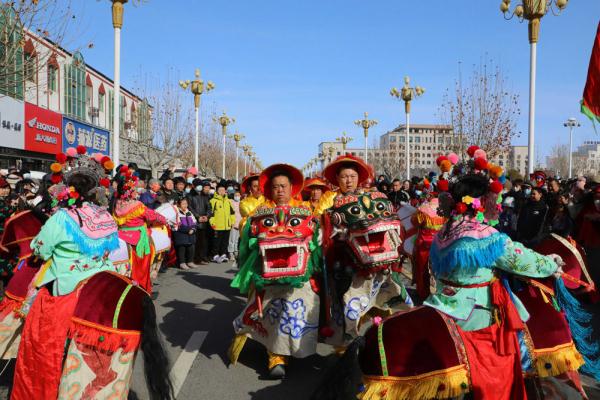 河北香河：民俗传统花会贺新春